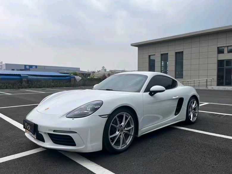 盐城18年保时捷7183