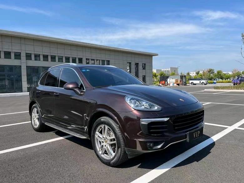 盐城16年保时捷卡宴3