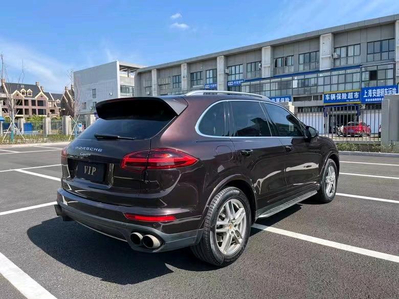 盐城16年保时捷卡宴6