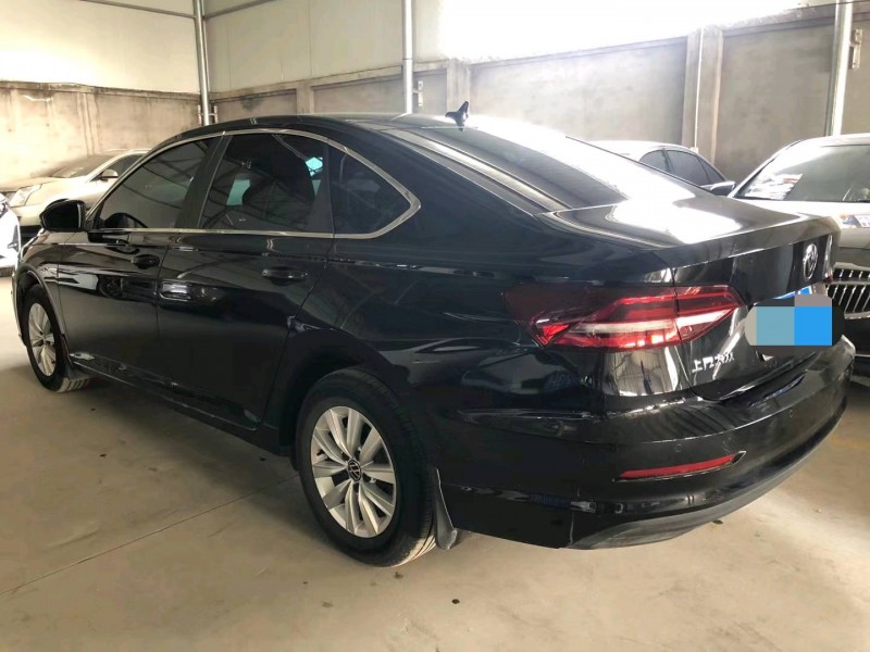 保定22年大众朗逸8