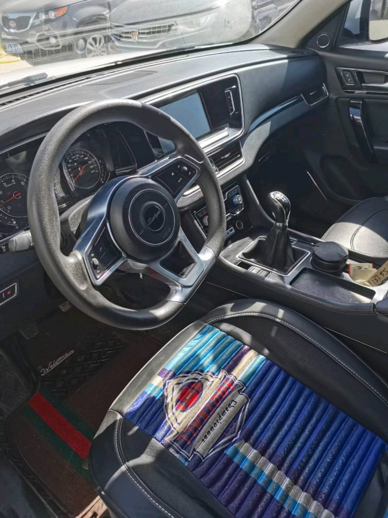 保定18年众泰T6008