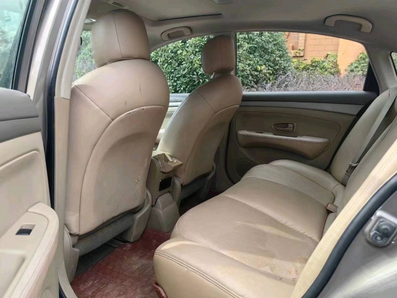 邯郸17年日产轩逸3