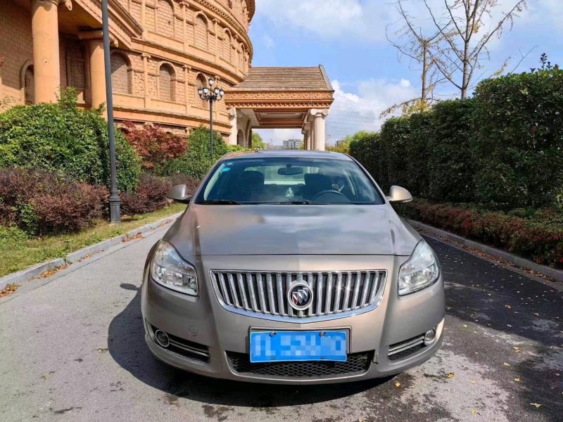 邯郸11年别克君威1