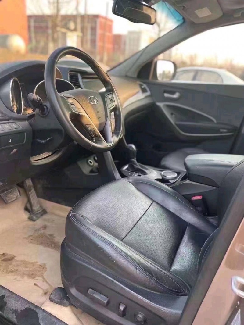 邯郸14年现代新胜达9