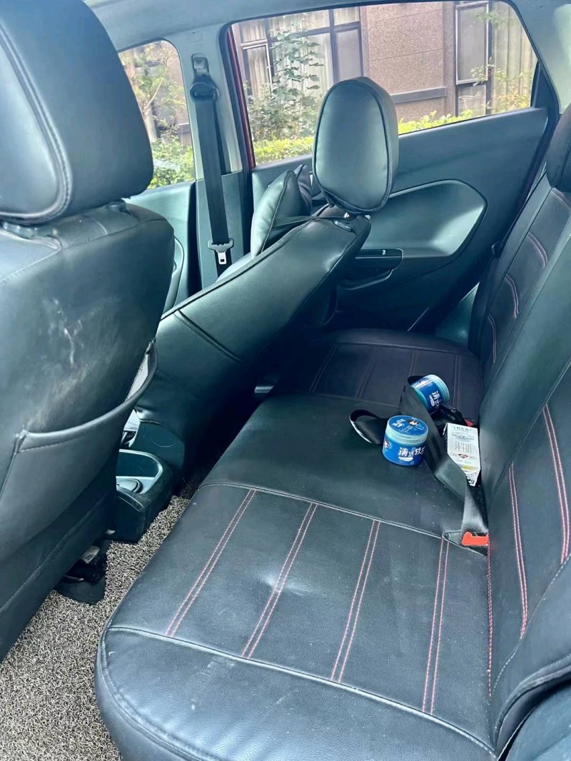 烟台11年福特嘉年华9