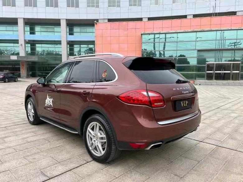 盐城13年保时捷卡宴9