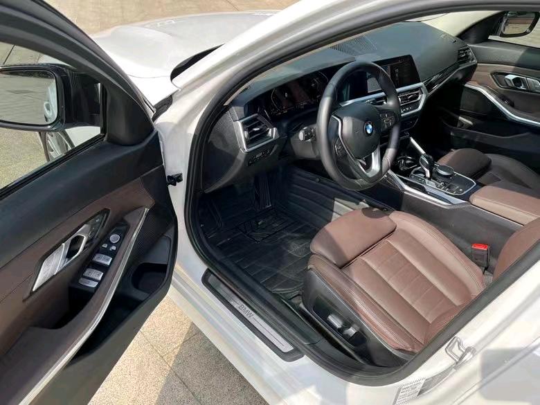 盐城21年宝马3系6