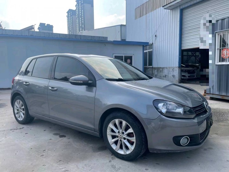 济宁12年大众高尔夫8