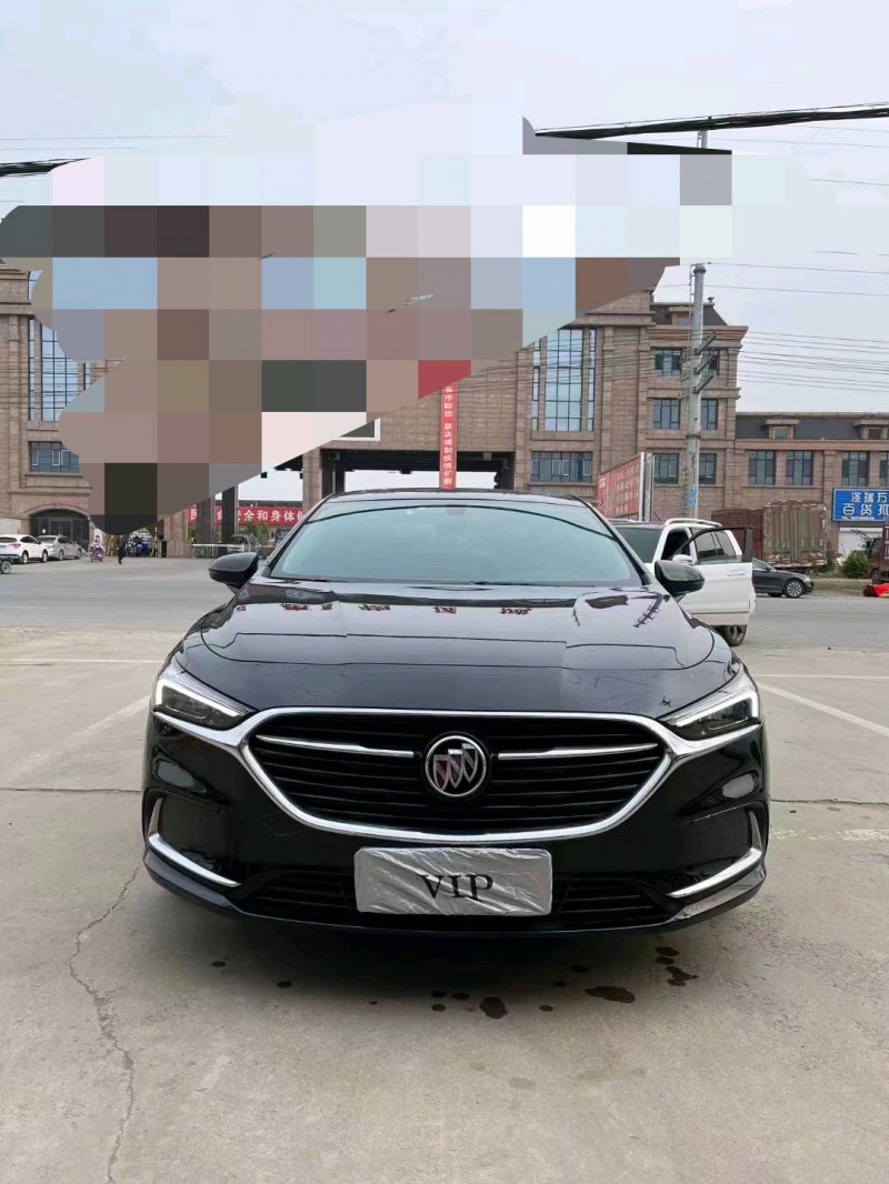 石家庄21年别克君越8