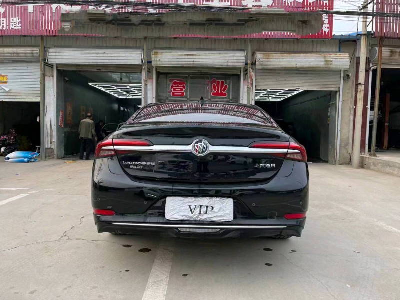 石家庄21年别克君越9