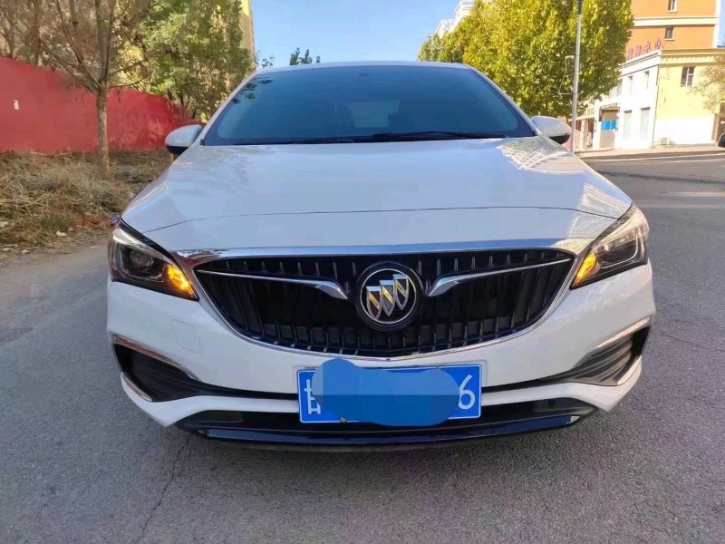 廊坊19年别克威朗1