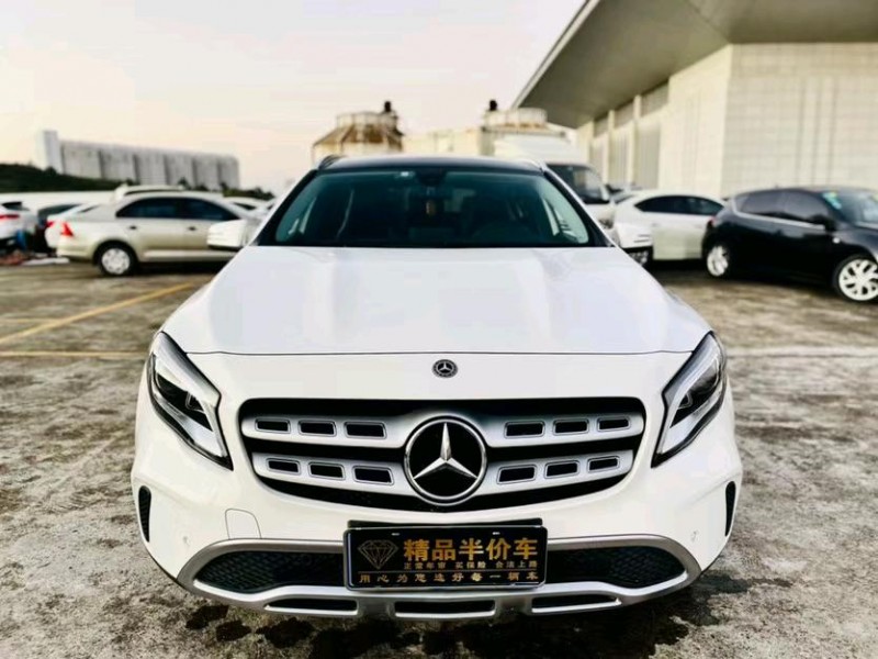 东莞18年奔驰GLA1