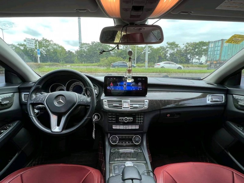 徐州13年奔驰CLS4