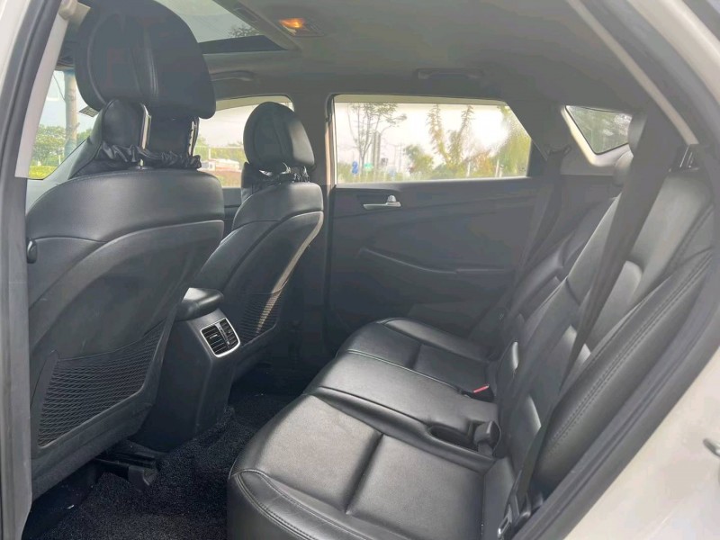 徐州16年现代途胜6