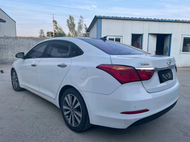 济宁17年现代名图3