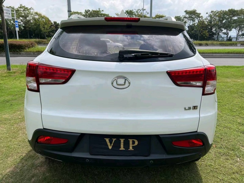 泰州18年华泰圣达菲2