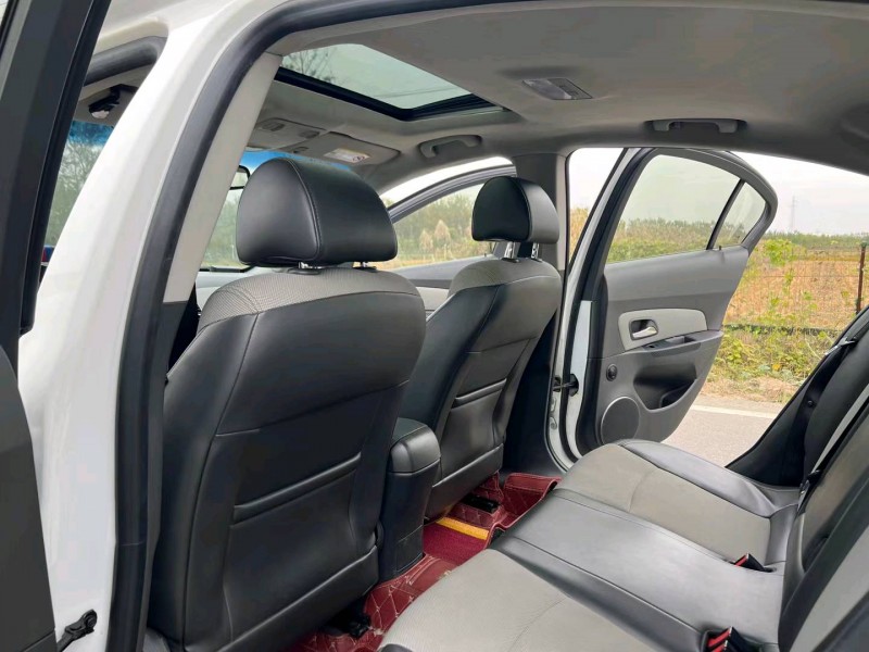 徐州13年雪佛兰科鲁兹4