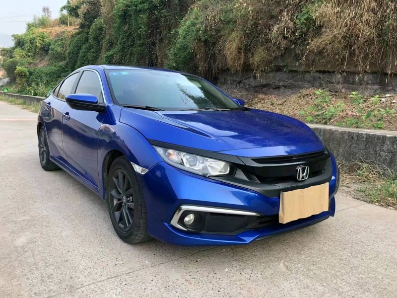 重庆19年本田思域3