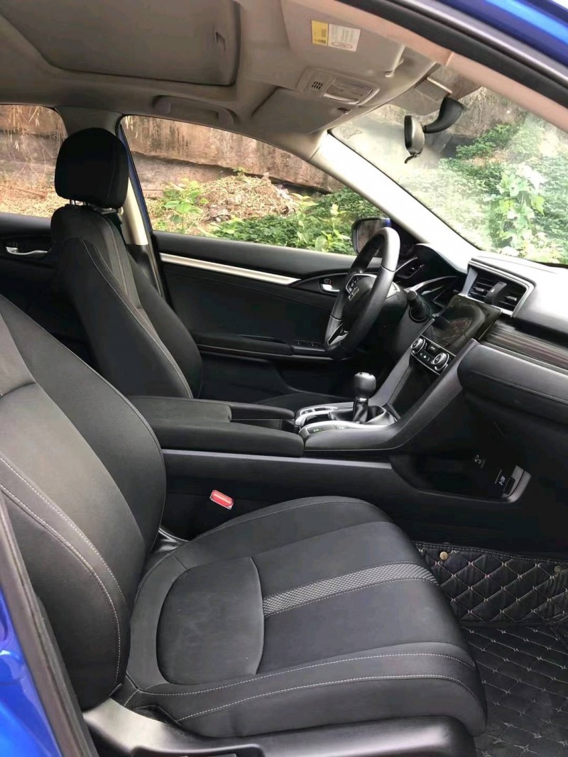 重庆19年本田思域5