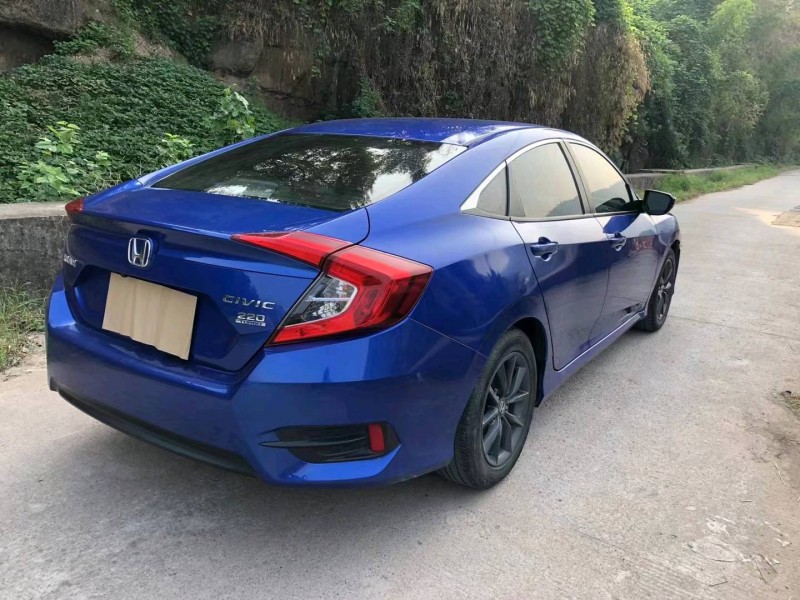 重庆19年本田思域7