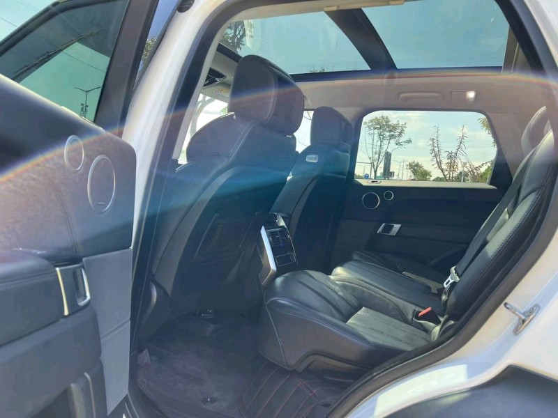 泰州17年路虎揽胜运动5