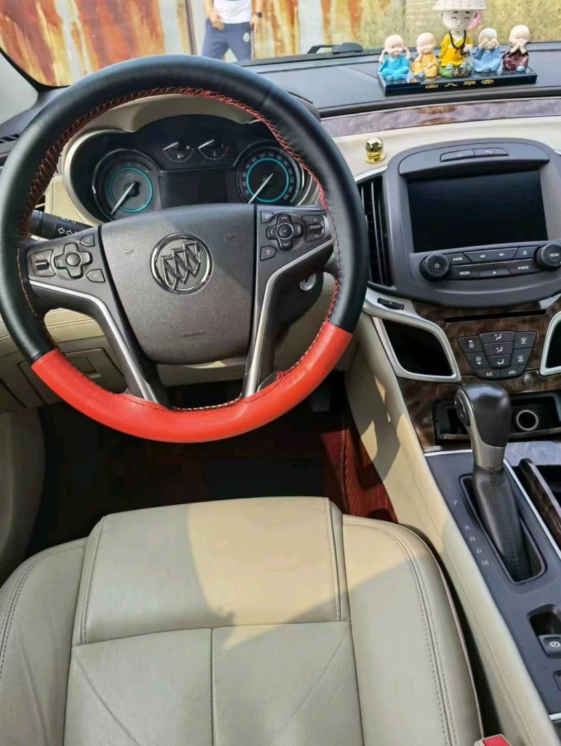 石家庄15年别克君越3