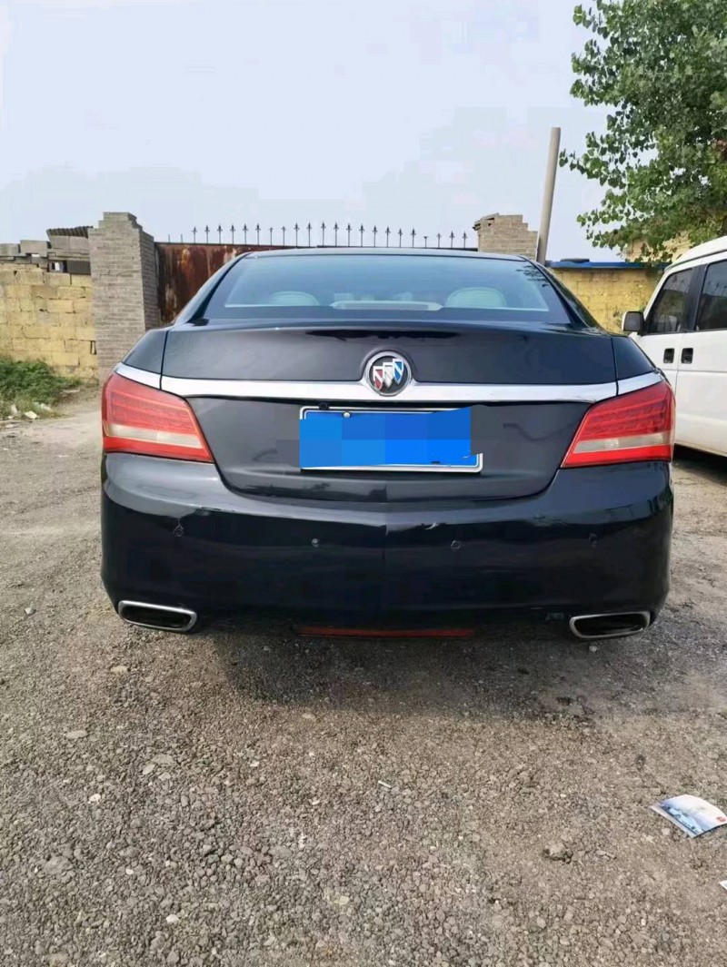 石家庄15年别克君越1