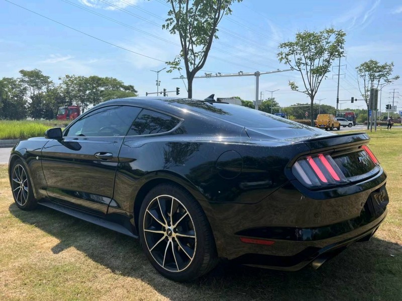 泰州16年福特野马7