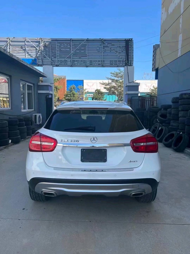 邯郸16年奔驰GLA7