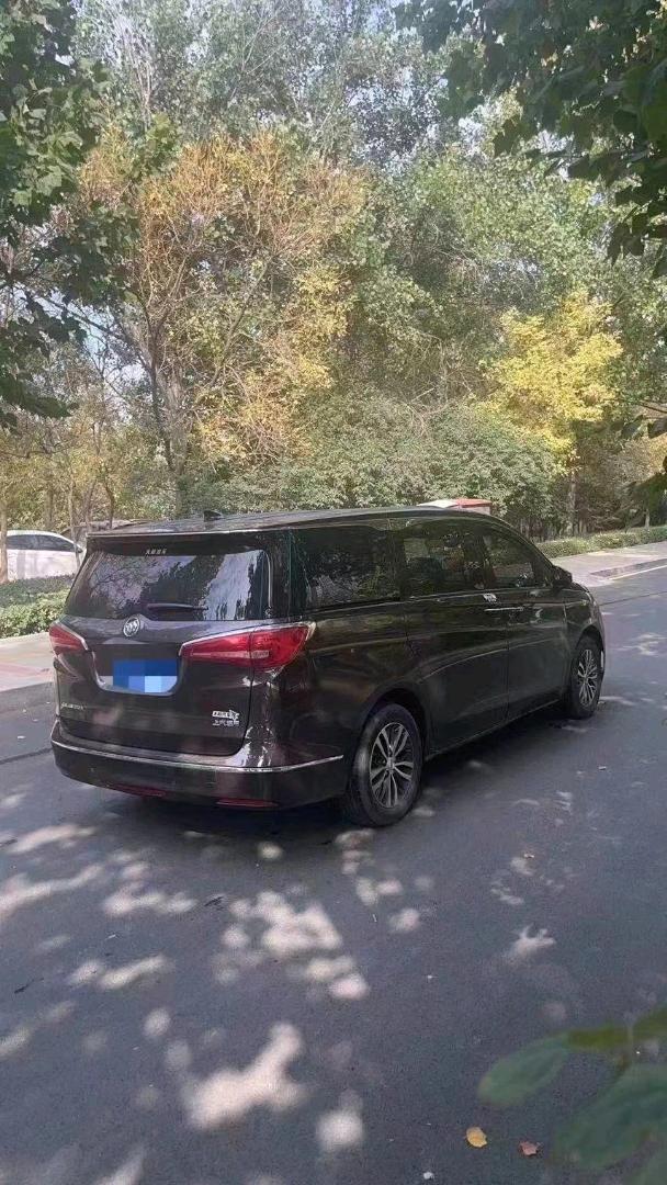 枣庄18年别克GL86