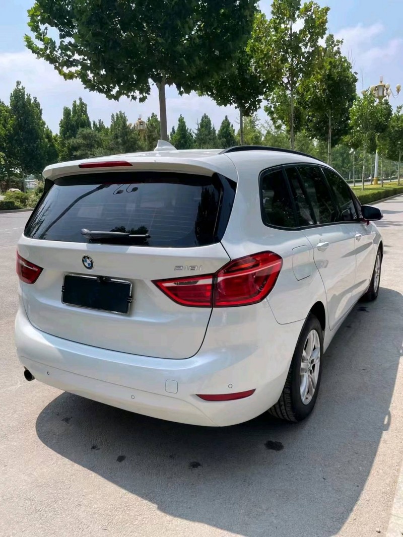 北京18年宝马2系3