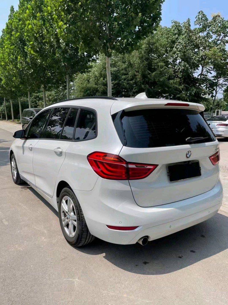 北京18年宝马2系2