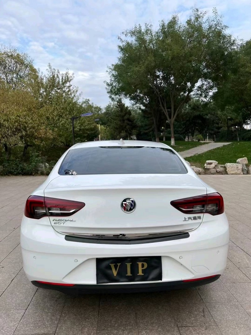 邢台18年别克君威1