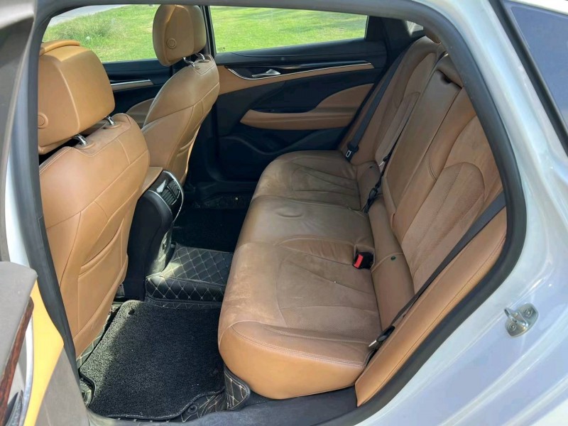 泰州16年别克君越6