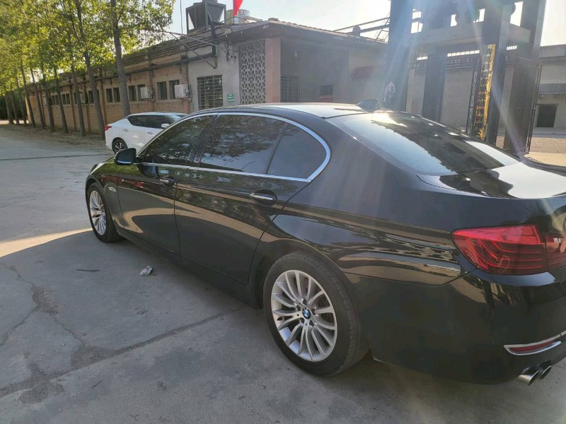 保定15年宝马5系3