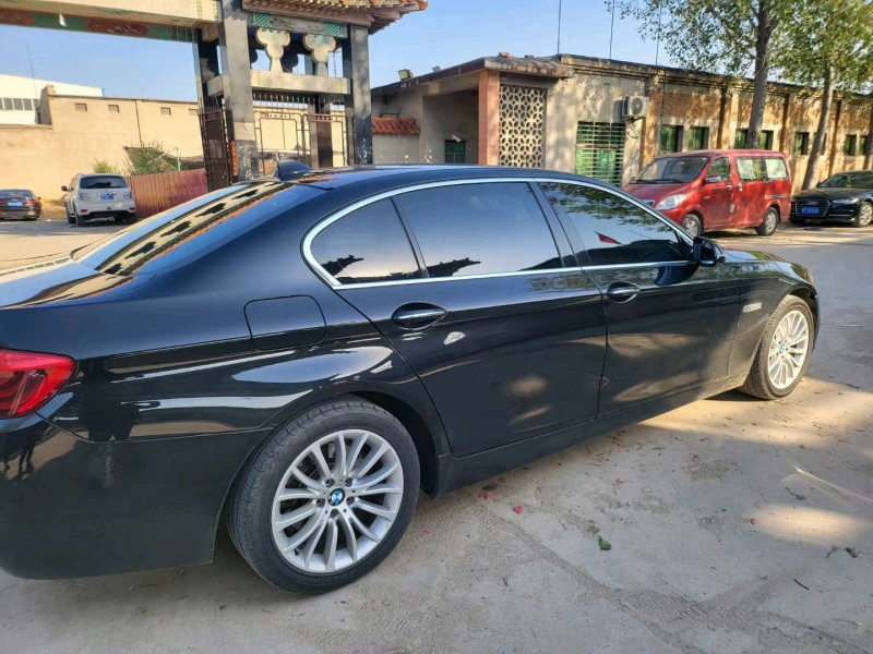 保定15年宝马5系4