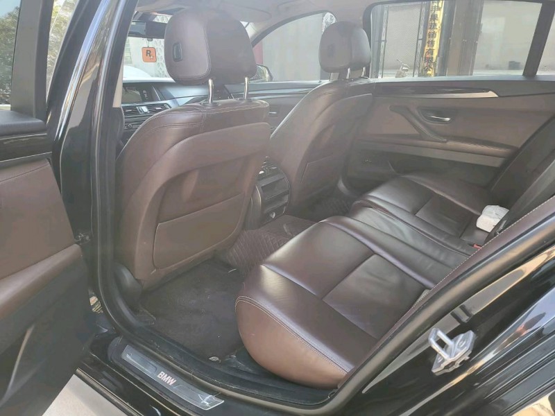 保定15年宝马5系7