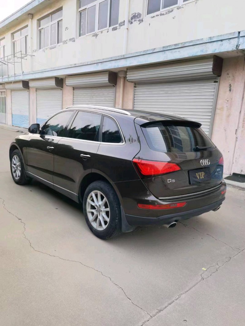 济宁16年奥迪Q57