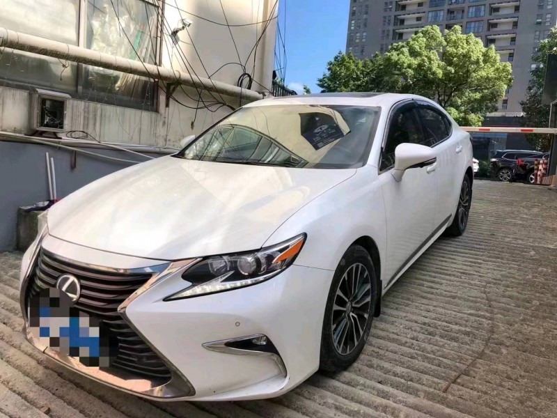邯郸16年雷克萨斯ES7