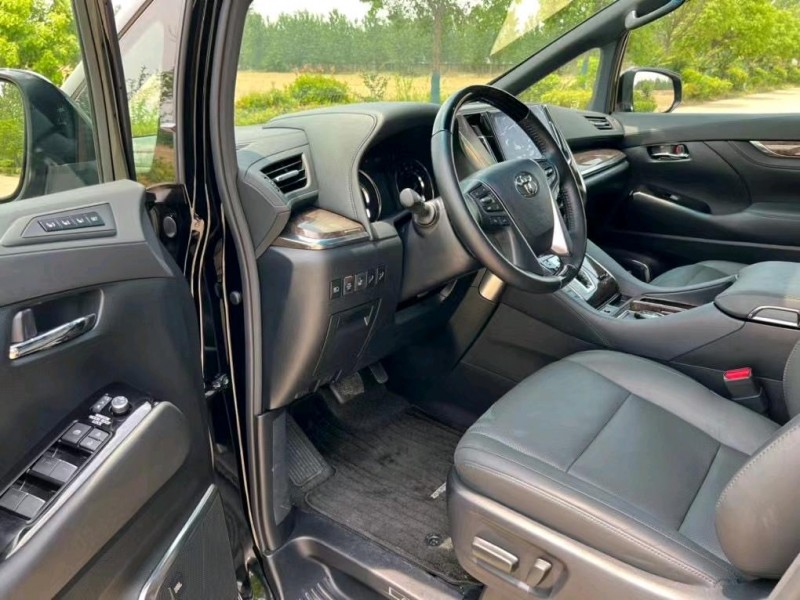 盐城21年丰田埃尔法8