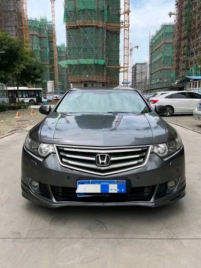 东营10年本田思铂睿9