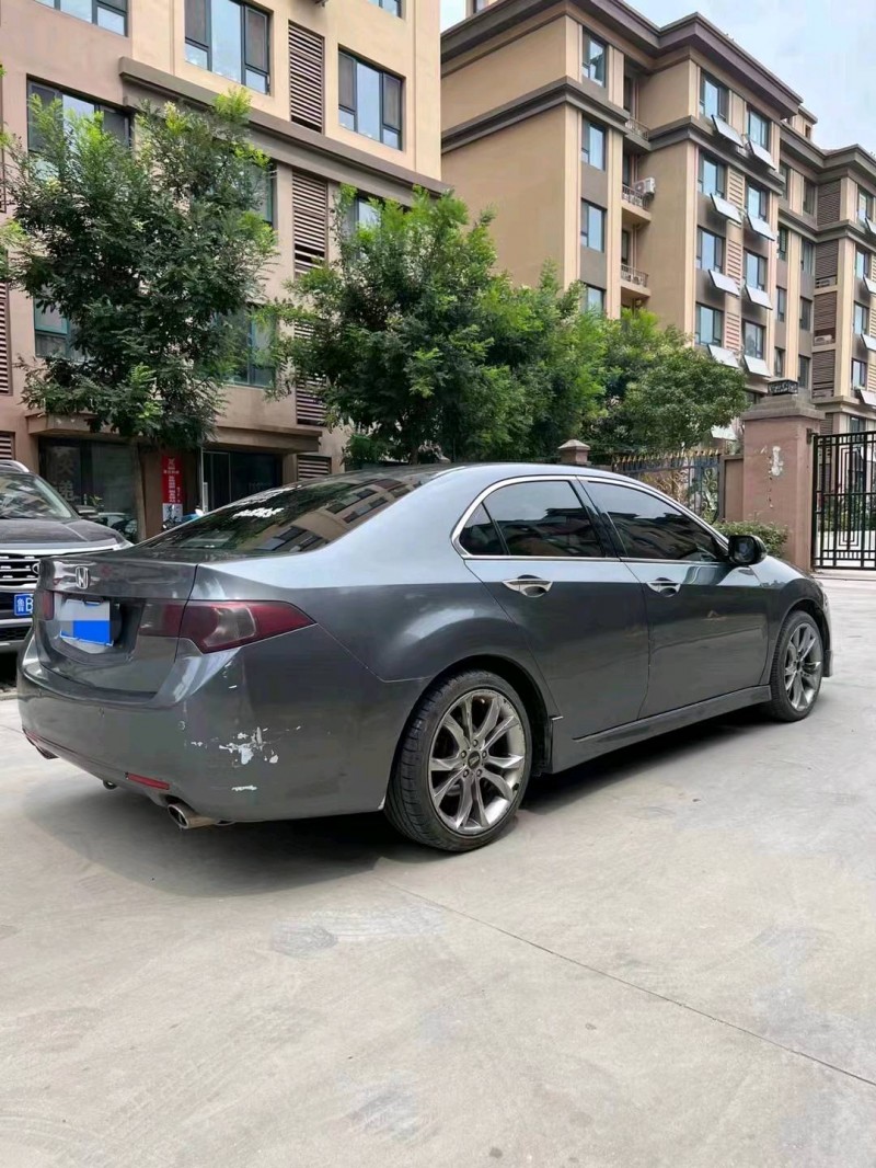 东营10年本田思铂睿6