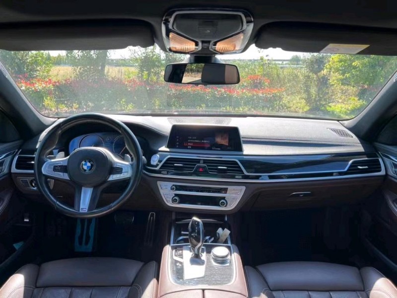 盐城18年宝马7系7