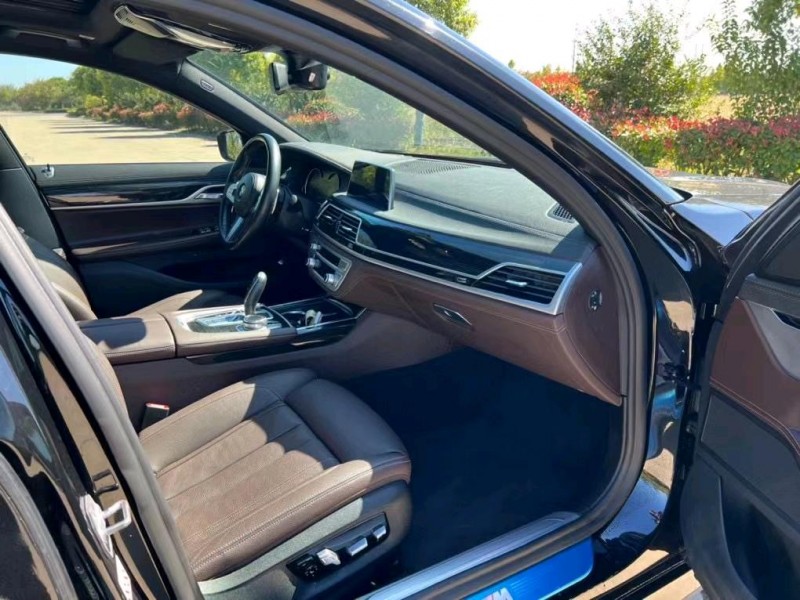 盐城18年宝马7系9