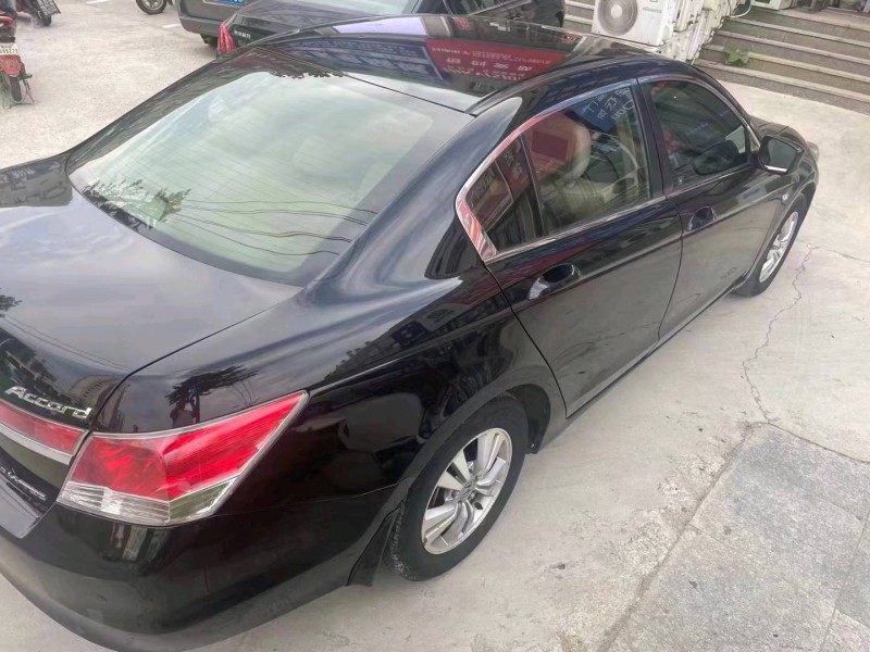 枣庄11年本田雅阁9