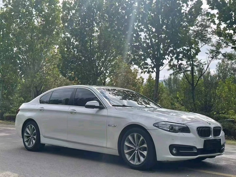 徐州16年宝马5系3