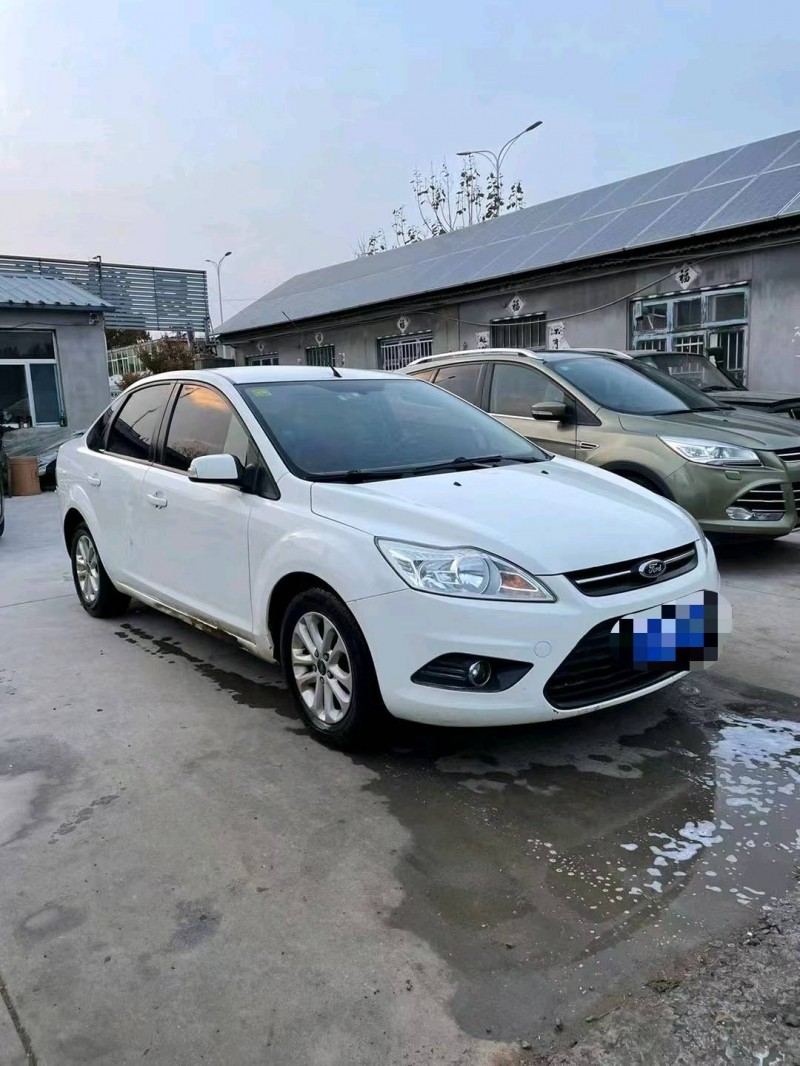 济南15年福特福克斯2