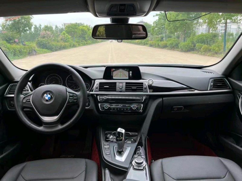 徐州16年宝马3系8