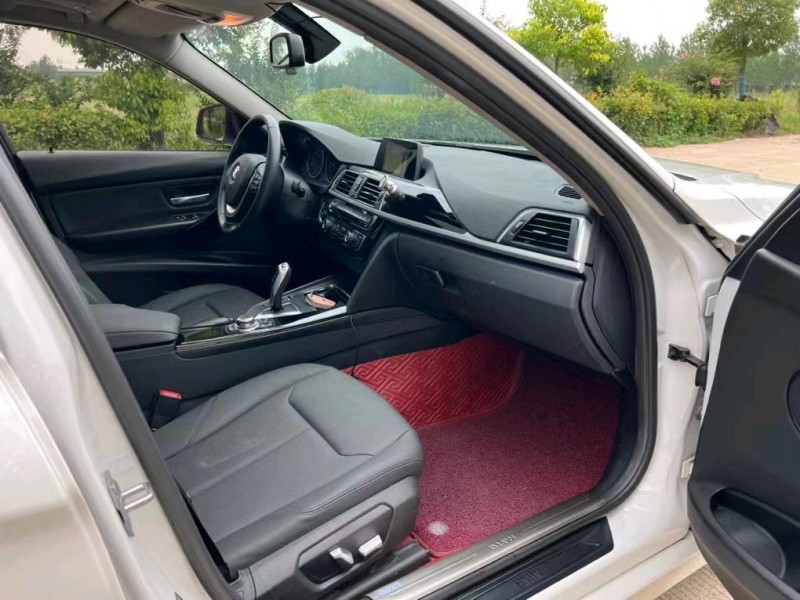 徐州16年宝马3系9