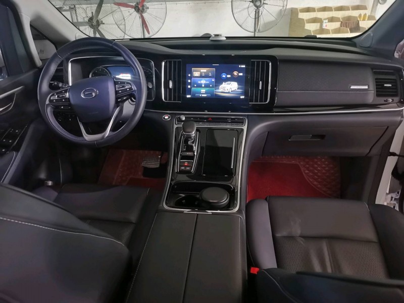 北京21年传祺M82